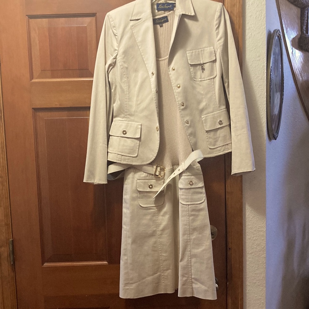 Luisa spagnoli dress and jacket size small 42 in brand new condition! No flaws!